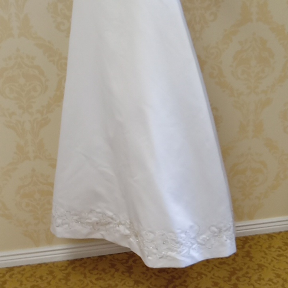 Eternity size 4 modest wedding dress - Picture 5 of 8
